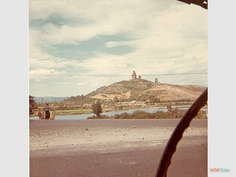 Bhuddist Temple QL-19